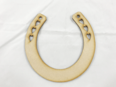 Daisy Jewels and Craft  MDF- Horseshoe with 3 Hearts