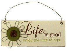 *SALE* Wooden Daisy Shabby Chic Style Plaque - LIFE. Was £2.49, Now £1.49